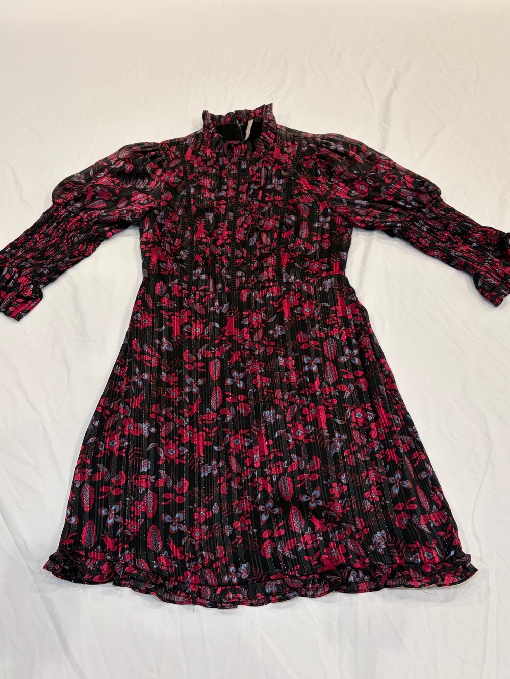 Urban Outfitters Floral Metallic Pleated Dress – Size S